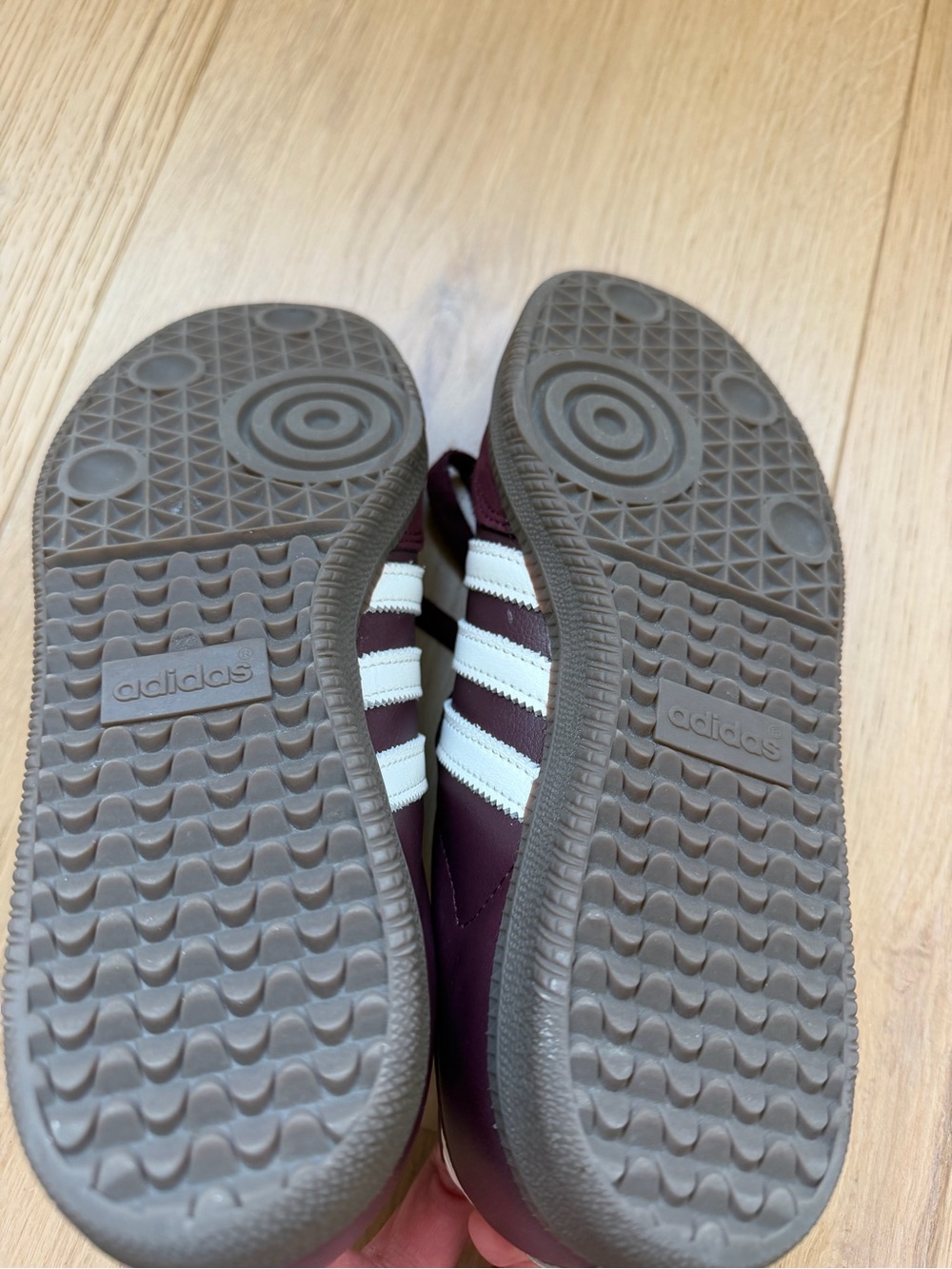 Adidas Samba Maroon/OffWhite/Gum Women’s size 7 - Picture 4 of 6